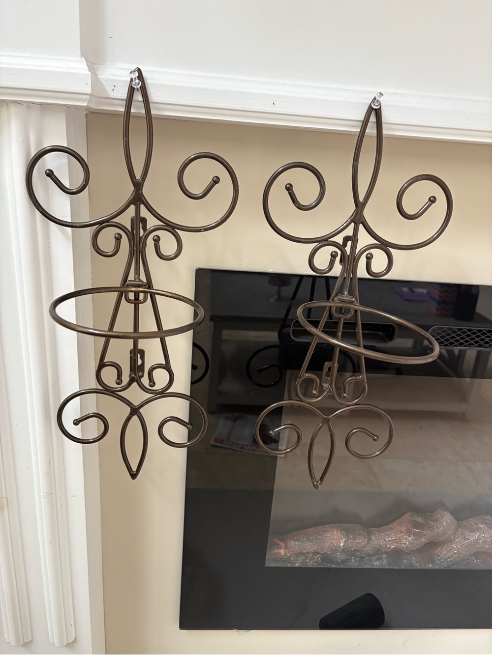 Princess House Metal Wall Sconce 
It comes without the glass.